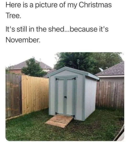 Christmas tree meme
